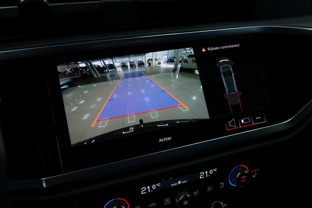 Audi Q3 35 tfsi pro line | keyless | led | camera |