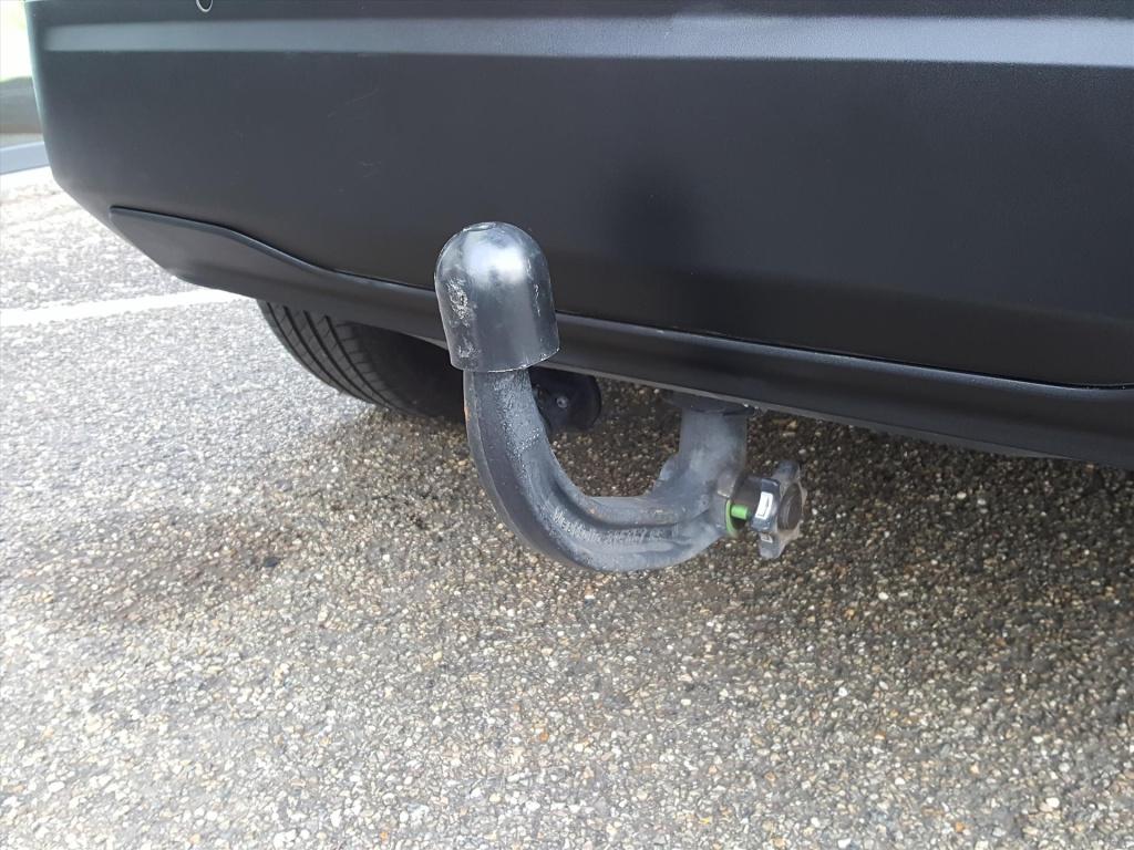 Peugeot 2008 1.2 pt 100pk allure trekhaak afneembaar | navigatie | apple ca