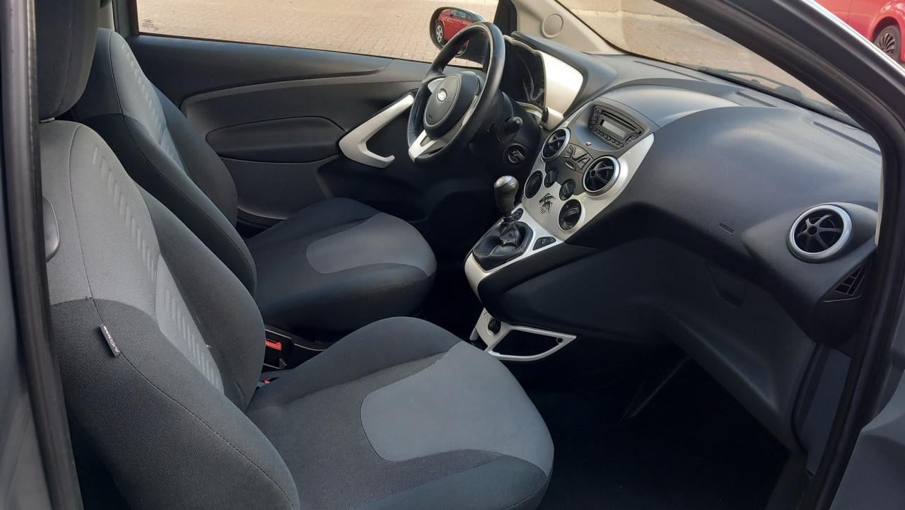 Ford Ka 1.2 Titanium X bj:2010 airco lm-velgen apk 2026