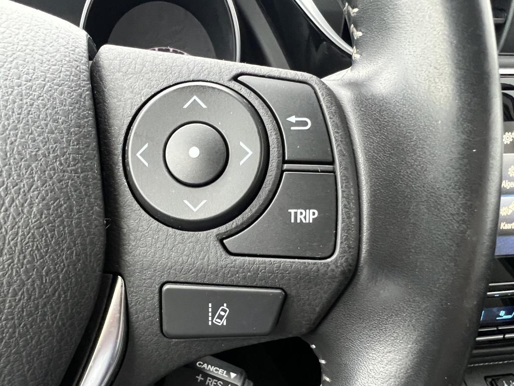 Toyota Auris 1.8 hybrid energy.