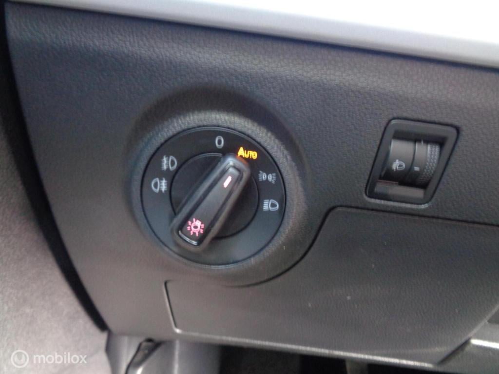 Seat Ibiza 1.0 mpi reference//airco/led/pdc/carplay/lm velgen/1st eig/slech