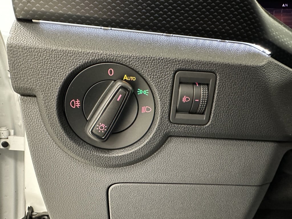 Volkswagen T-cross 1.0 tsi style 110pk | virtual cockpit | 6 versnellingen 