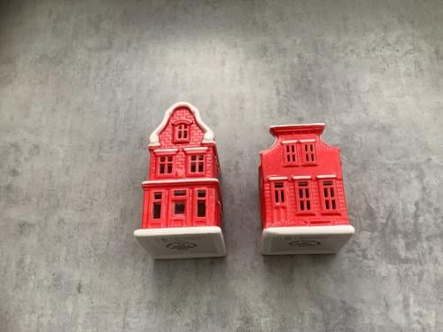 Twee Postcodeloterij Huisjes - als set