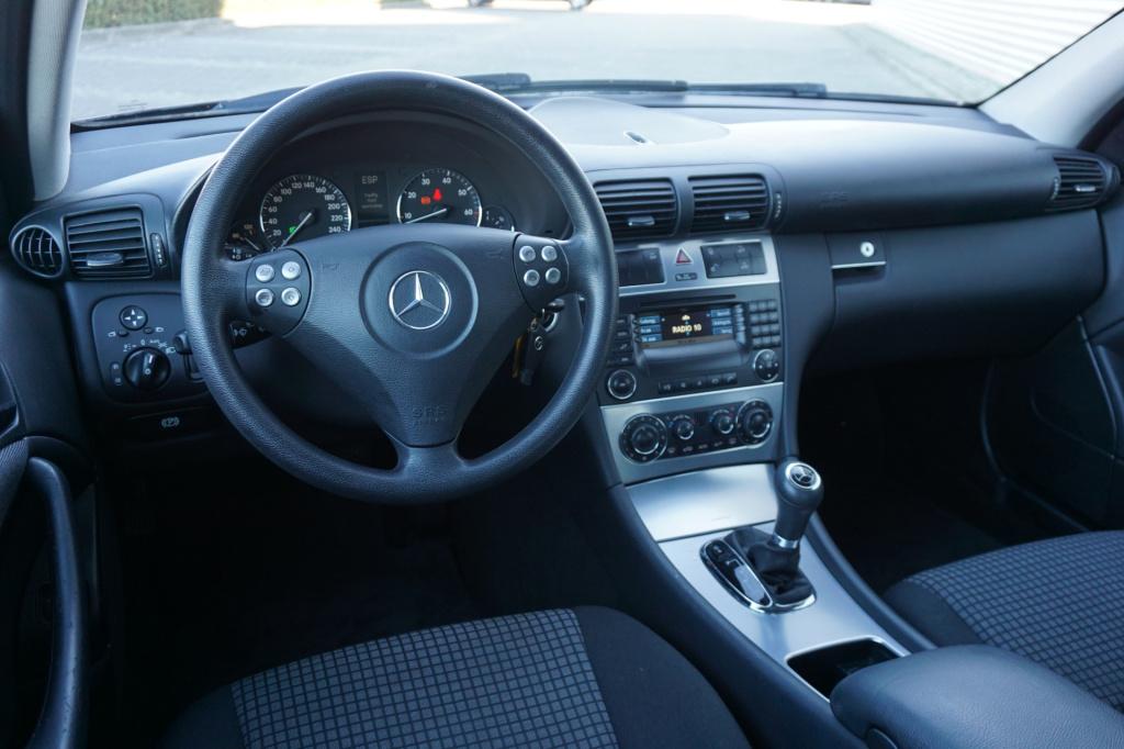Mercedes-Benz C-Klasse sportcoupé 180 k. automaat - airco / cruise / elektr