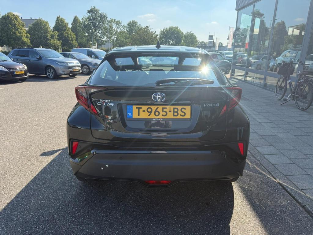 Toyota C-hr 1.8 hybrid dynamic