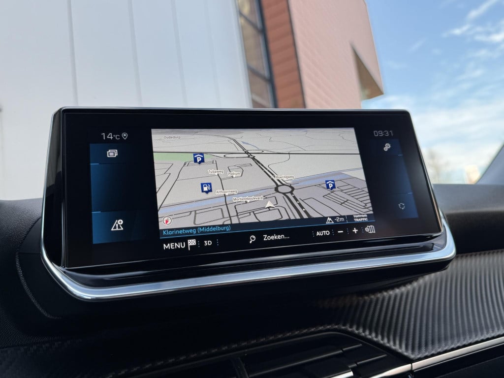 Peugeot 2008 1.2 puretech allure pack connect | trekhaak afneembaar| naviga