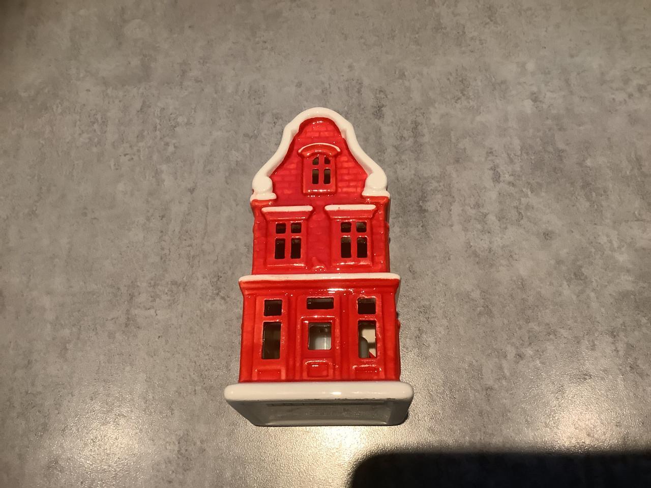 Postcodeloterij Huisje Nr. 5 met lichtje