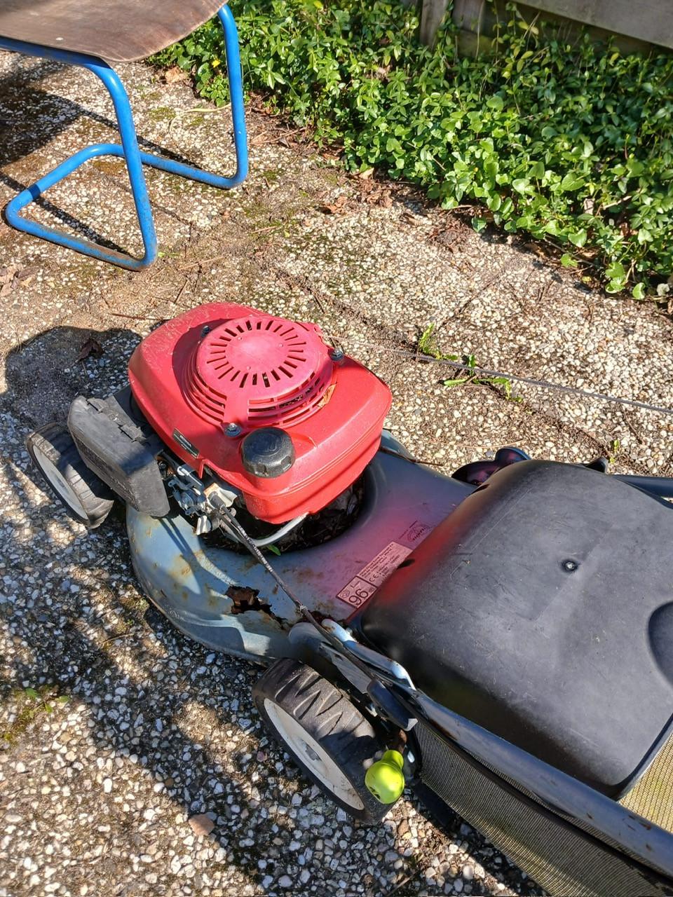 Grasmaaier Honda IZY benzinemaaier