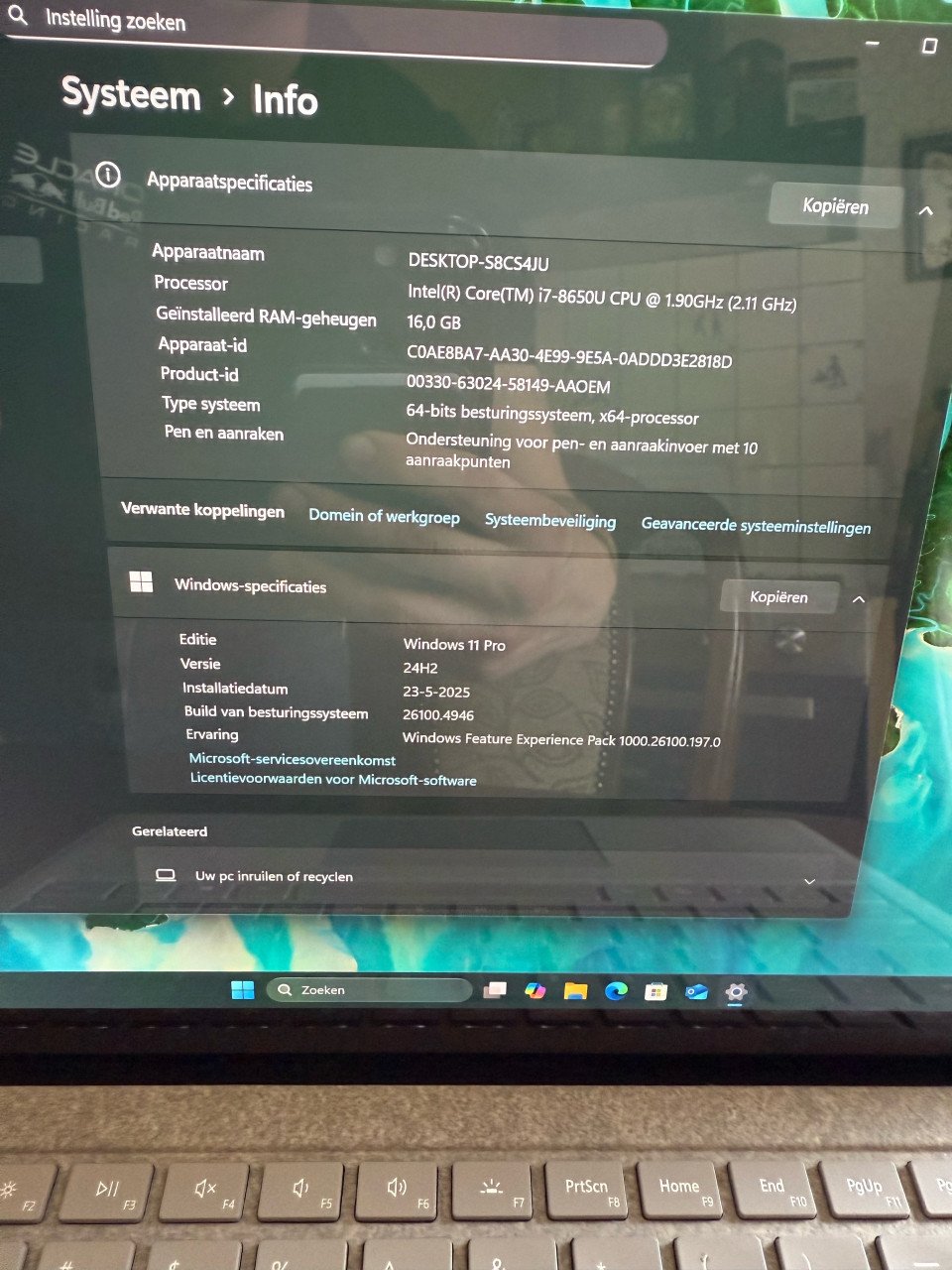 Microsoft Surface Laptop 2 i7/16GB/512GB