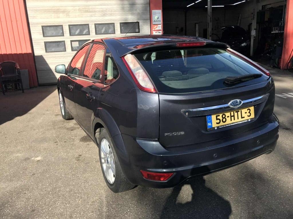 Ford Focus 1.6 ghia