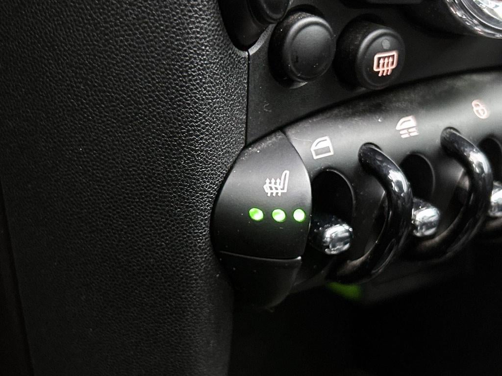 Mini Cooper Cabrio mini 1.6 | lmv | parkeer sensoren | leder | cruise contr