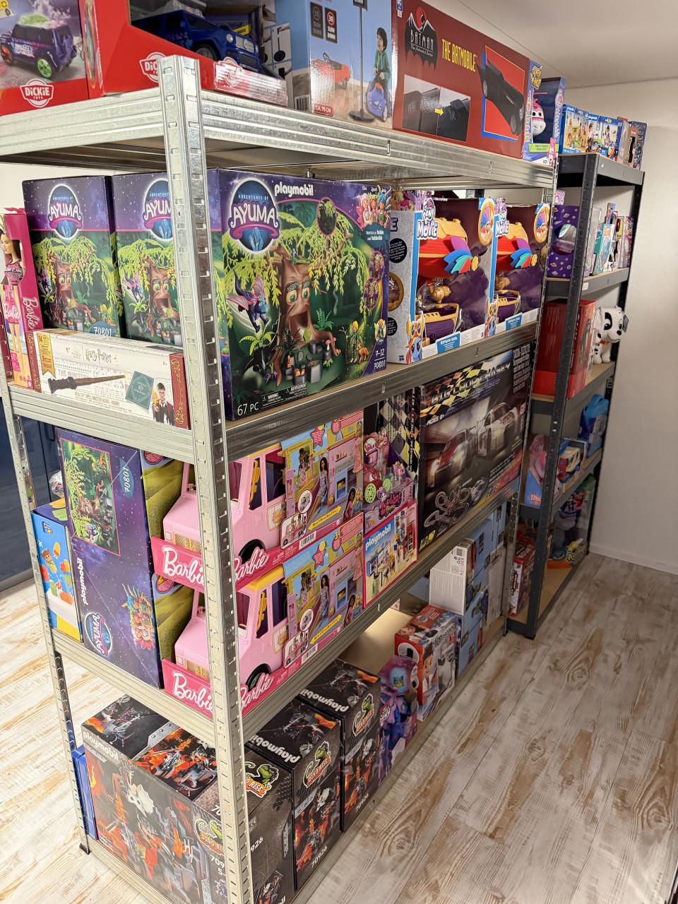 Veel nieuwe merk speelgoed in zeeland tekoop !