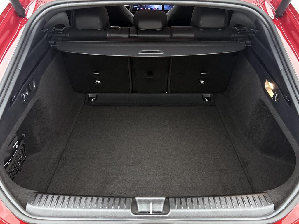 Mercedes-Benz Cla shooting brake 180 business solution amg | premium pakket