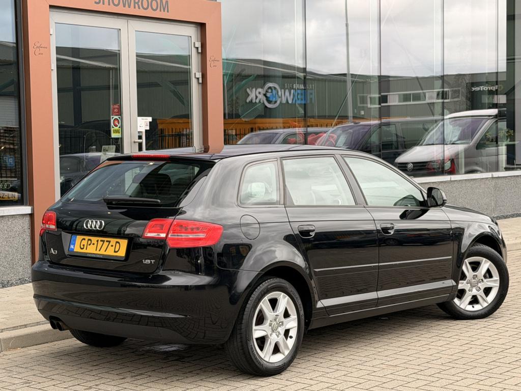 Audi A3 sportback 1.8 tfsi ambition | climate control | radio |