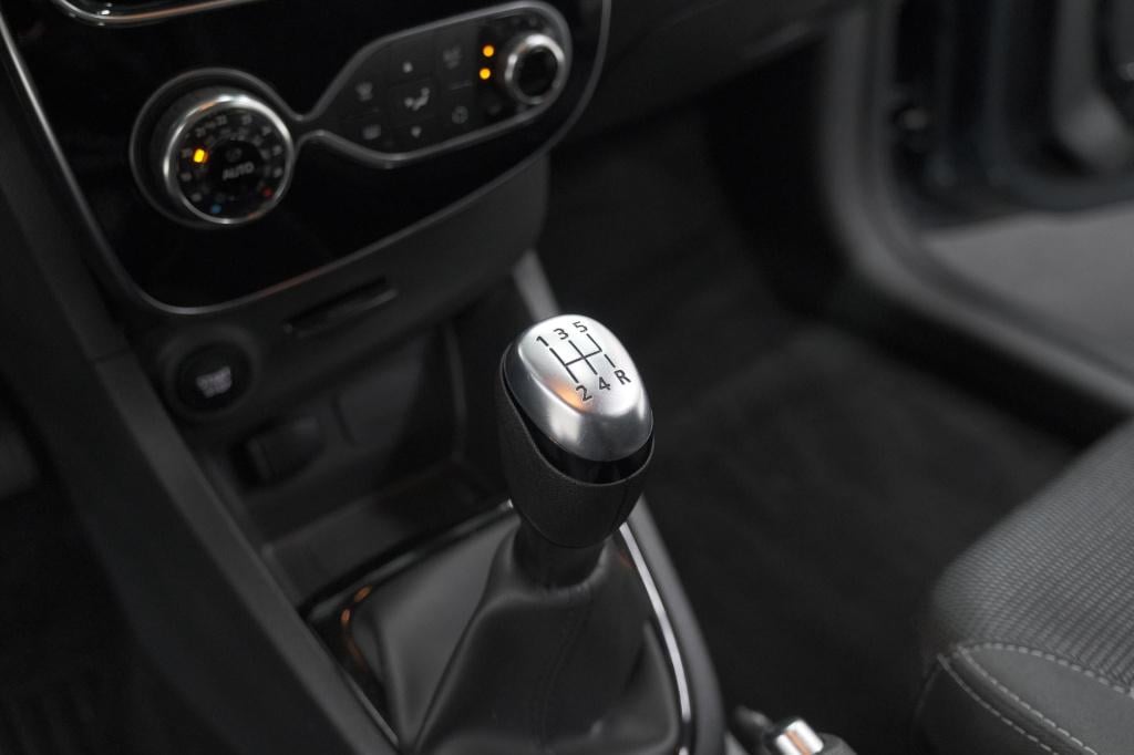 Renault Clio tce 90 zen | navigatie | parkeersensoren | climate control