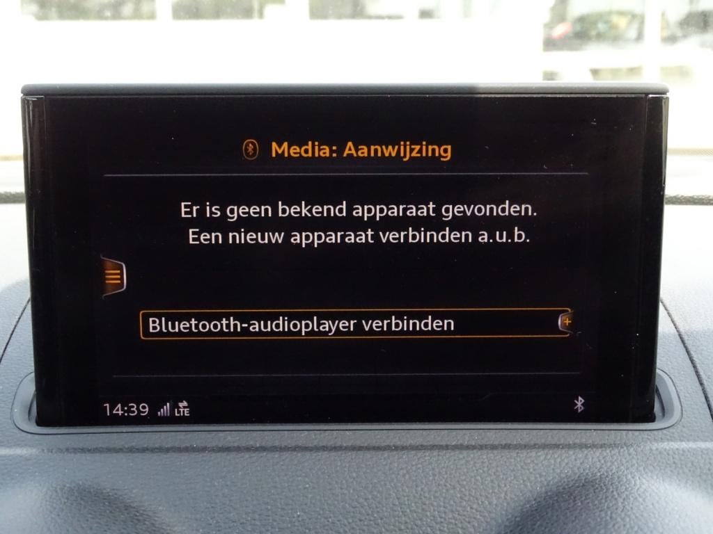 Audi A3 cabriolet 35 tfsi cod design pro line plus s-line | virtual cockpit