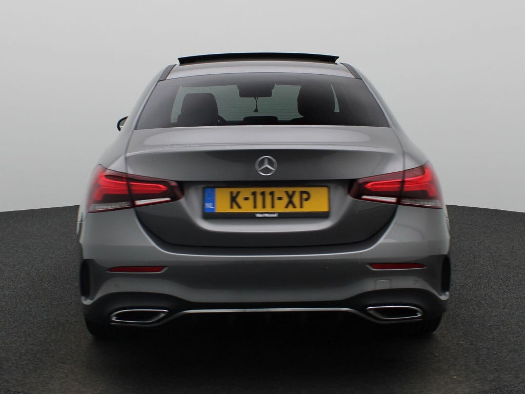 Mercedes-Benz A-Klasse 180 business solution amg | automaat | lmv | panoram