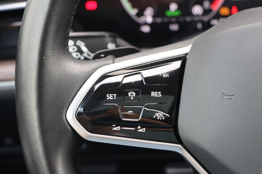 Volkswagen Touareg 3.0 tsi ehybrid 4motion atmosphere 380pk tiptronic