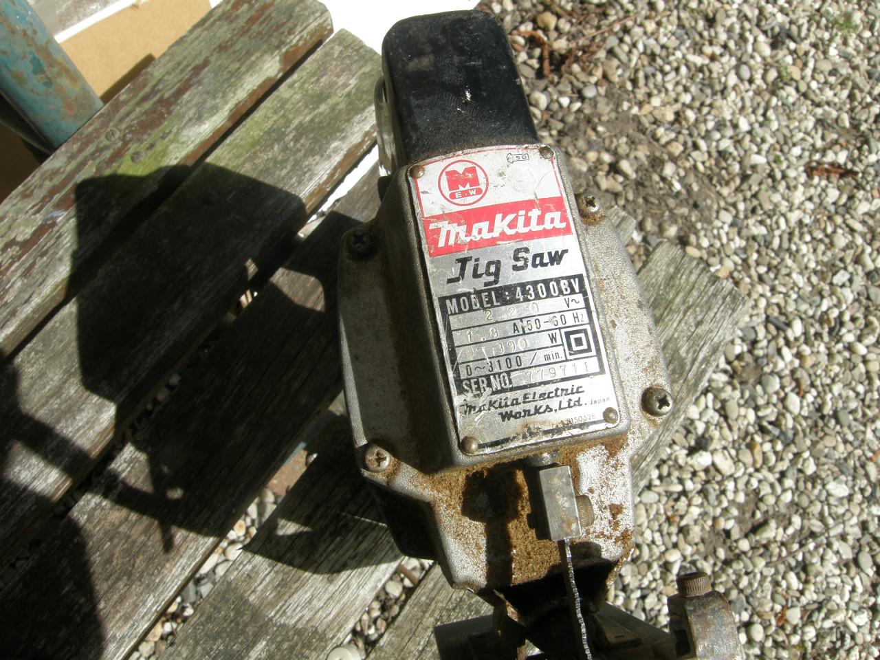 Makita decoupeerzaag