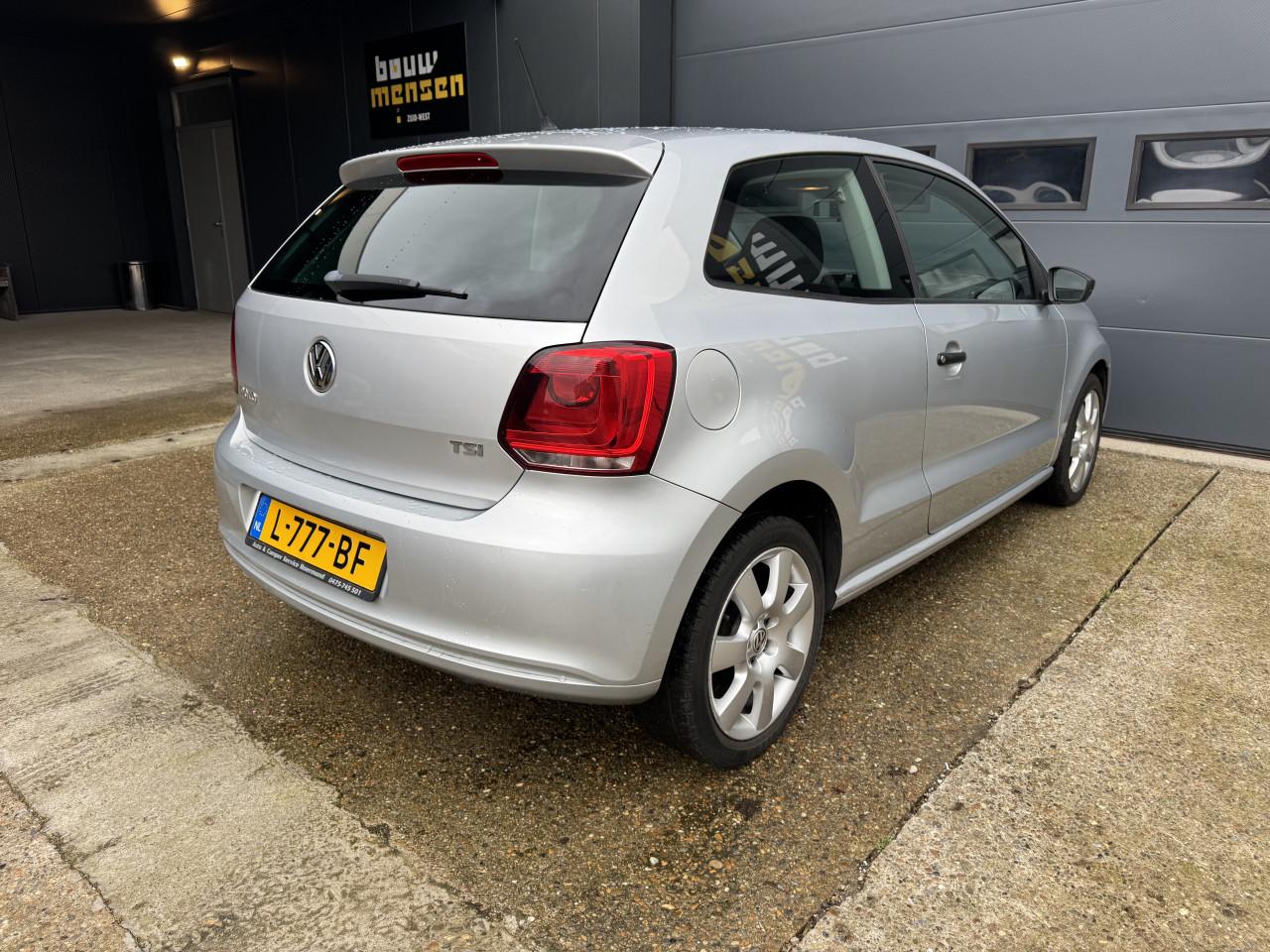Volkswagen Polo 1.2 Easyline 44KW 2010 Grijs Airco Apk Navi