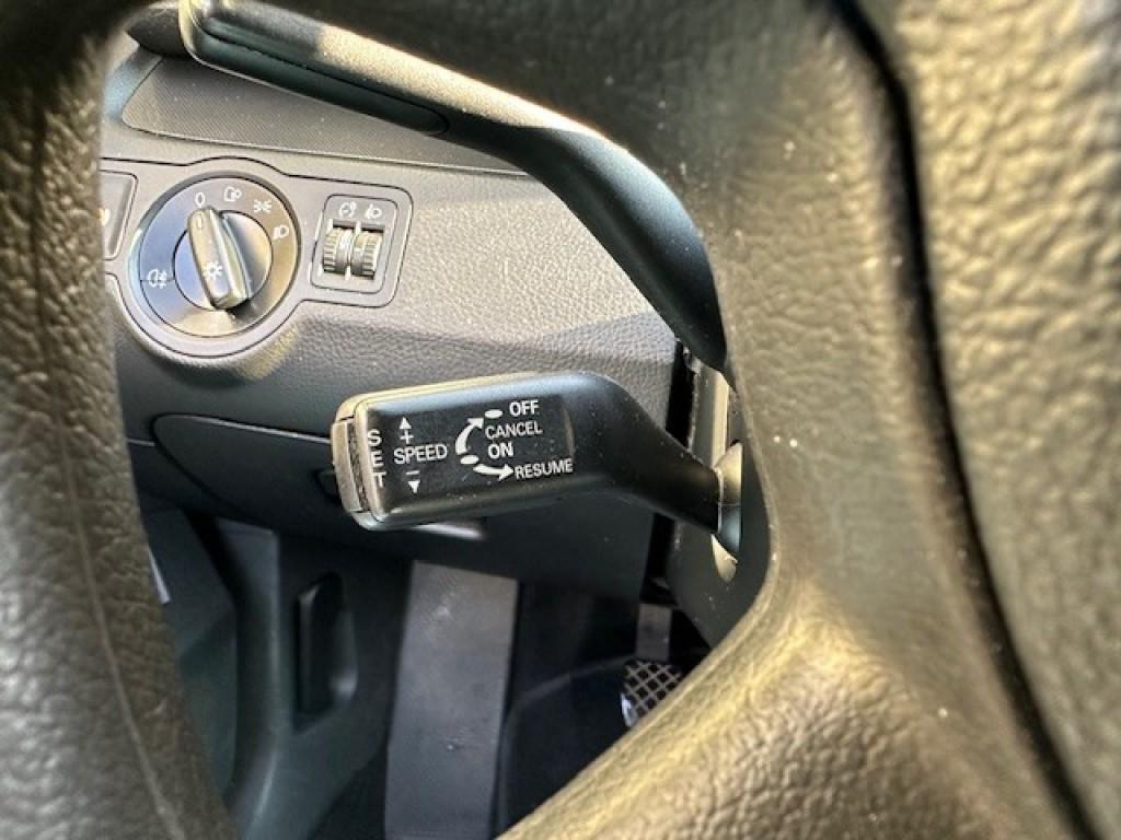 Volkswagen Passat 2.0 fsi comfortline airco navi 6-bak