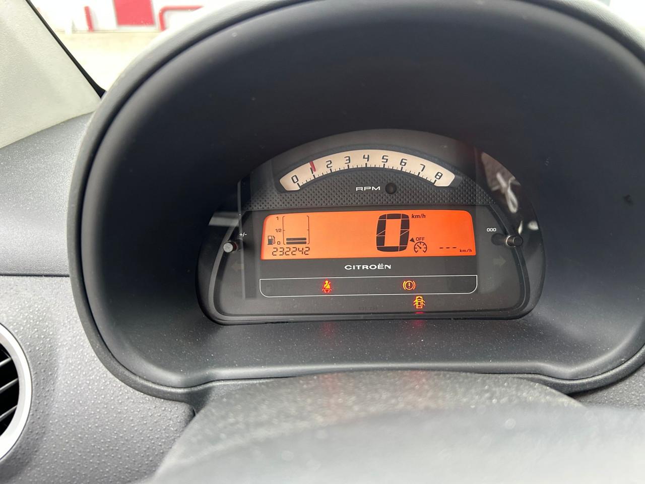 Citroen C2 1.4i VTR MOOIE AUTO!