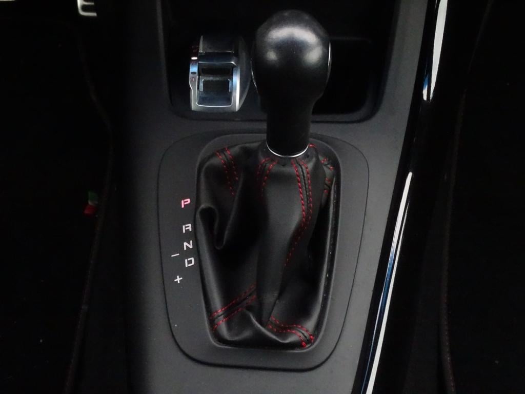 Alfa Romeo Giulietta 1.4 t distinctive 170pk automaat | bluetooth