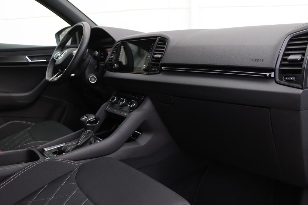 Skoda Karoq 1.5 tsi sportline business 150pk dsg7