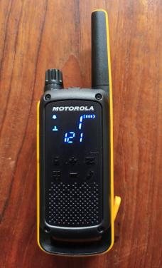 Te koop aangeboden Motorola T 82 Extreme portoset.