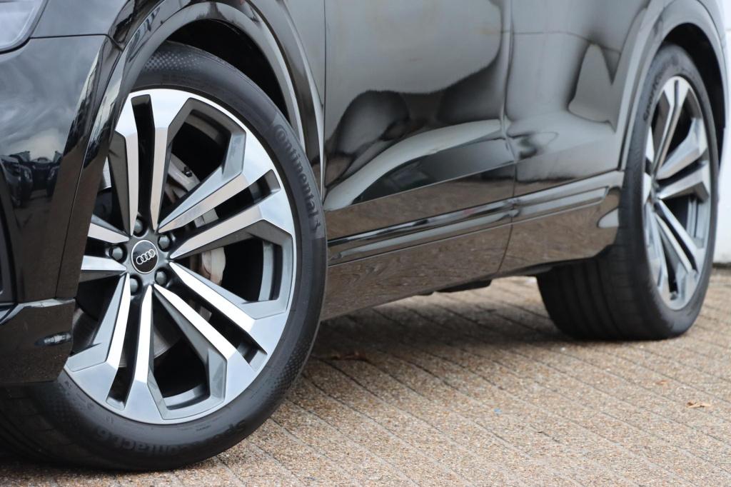 Audi Q8 55 tfsi e quattro pro line s 380pk tiptronic