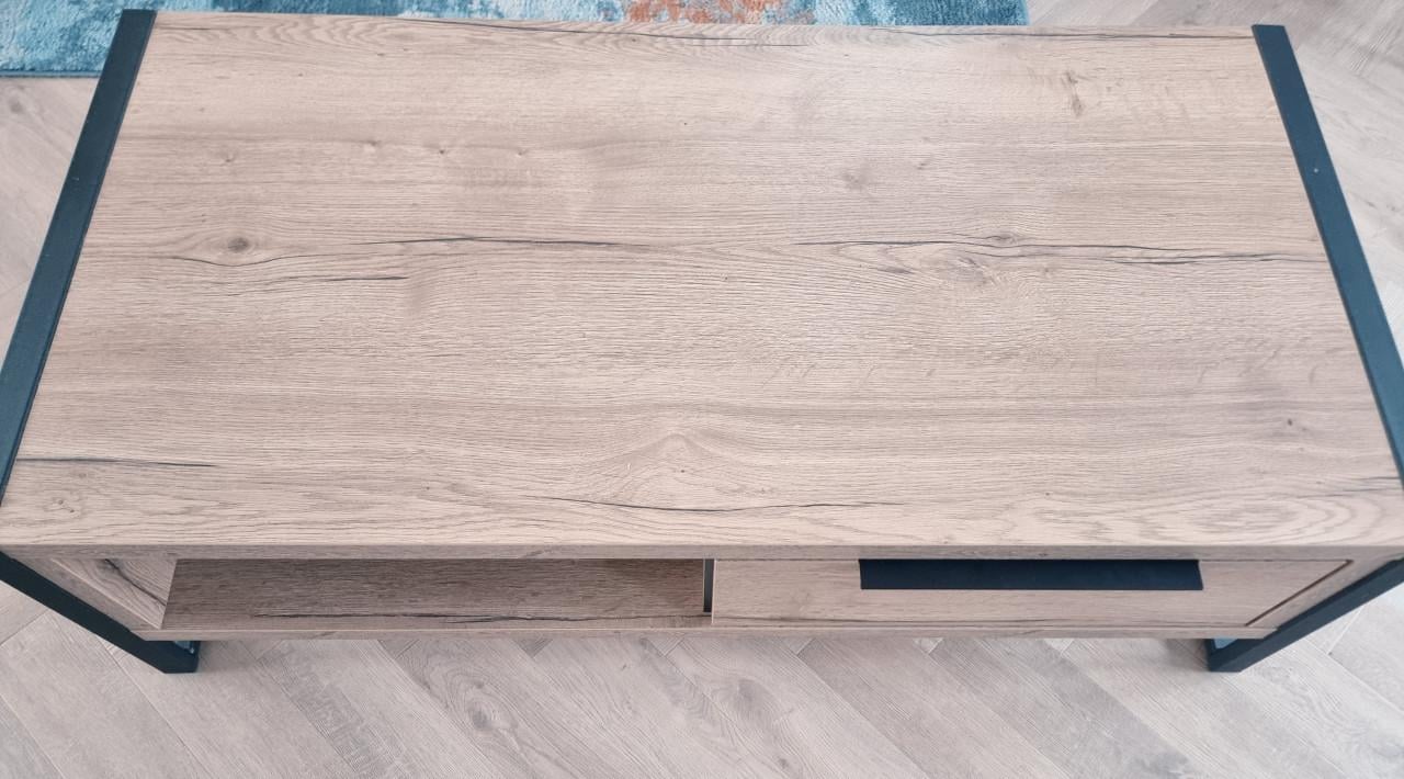 ✨ Stijlvolle Salontafel – Zo Goed Als Nieuw | Premium Center Table – As New