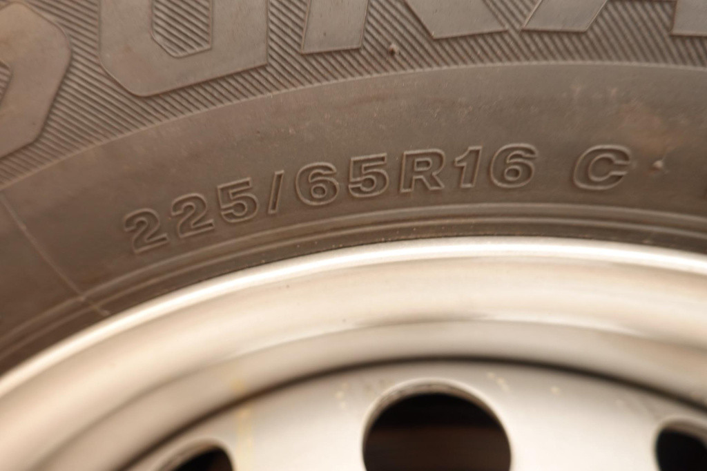 Renault Master t33 2.3 dci 135 l2h2 met laadklep