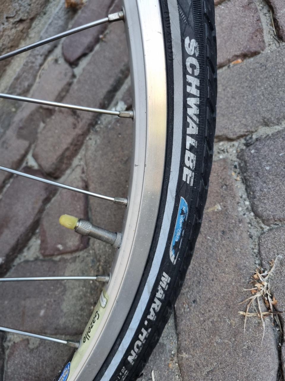 Voorwielmotor Gazelle Innergy met goede Schwalbe band