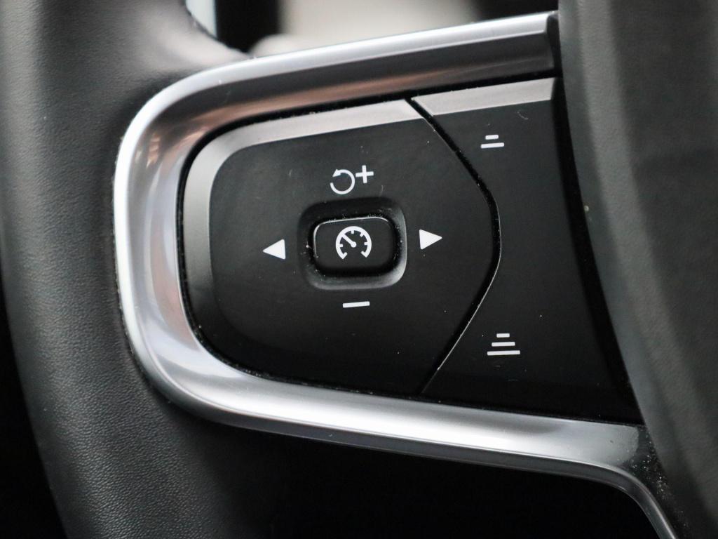 Volvo XC40 1.5 t4 recharge inscription | automaat | panoramadak | apple car