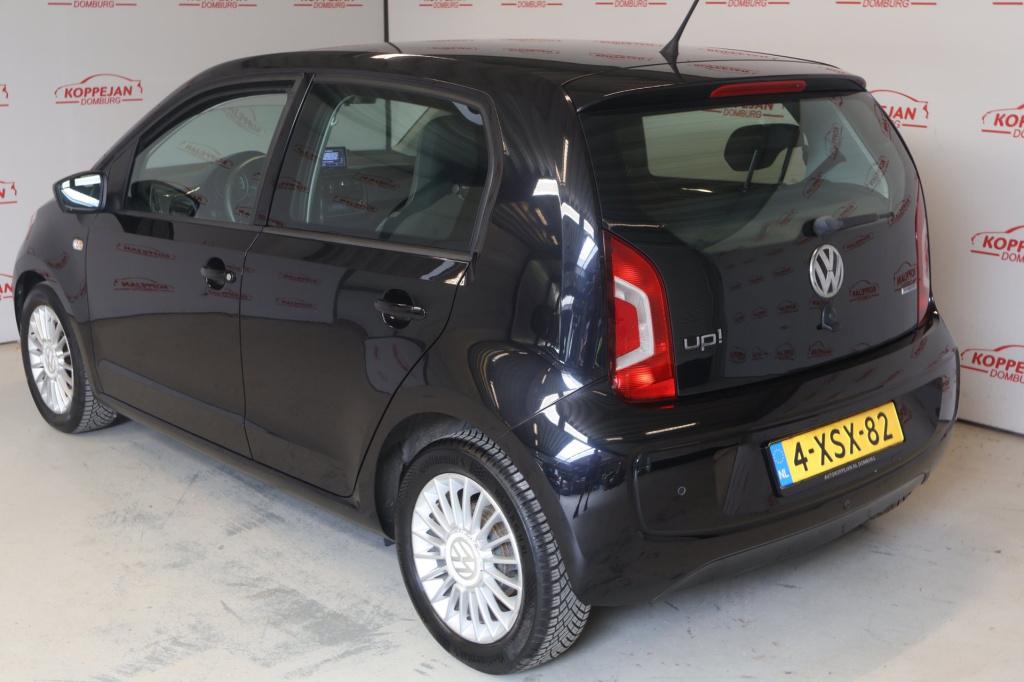 Volkswagen UP! 1.0 high up! bluemotion nl auto, airco, cruise controle, pdc