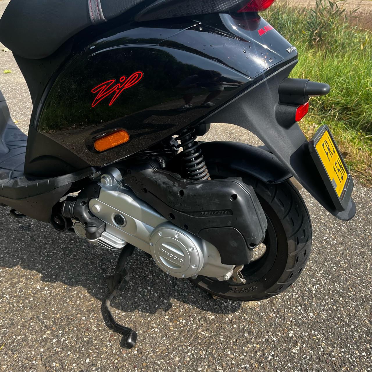Piaggio zip 2023