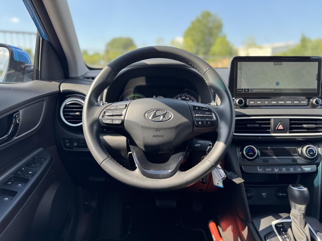 Hyundai Kona 1.6 gdi hev comfort | trekhaak | navigatie | camera | apple ca