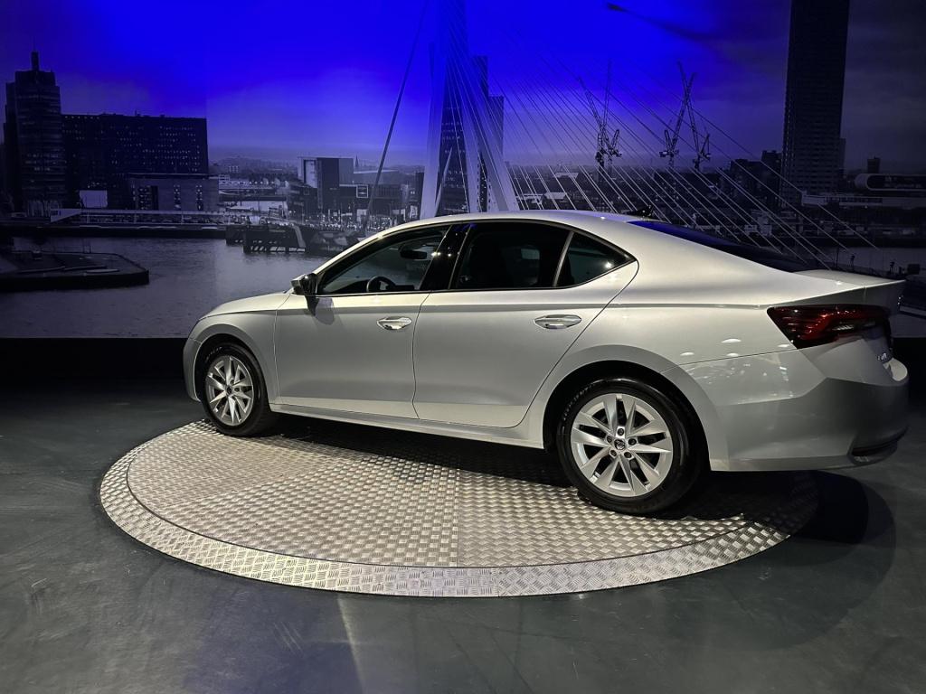 Skoda Octavia 1.5 tsi mhev business edition plus *navi*led*appconnect*camer