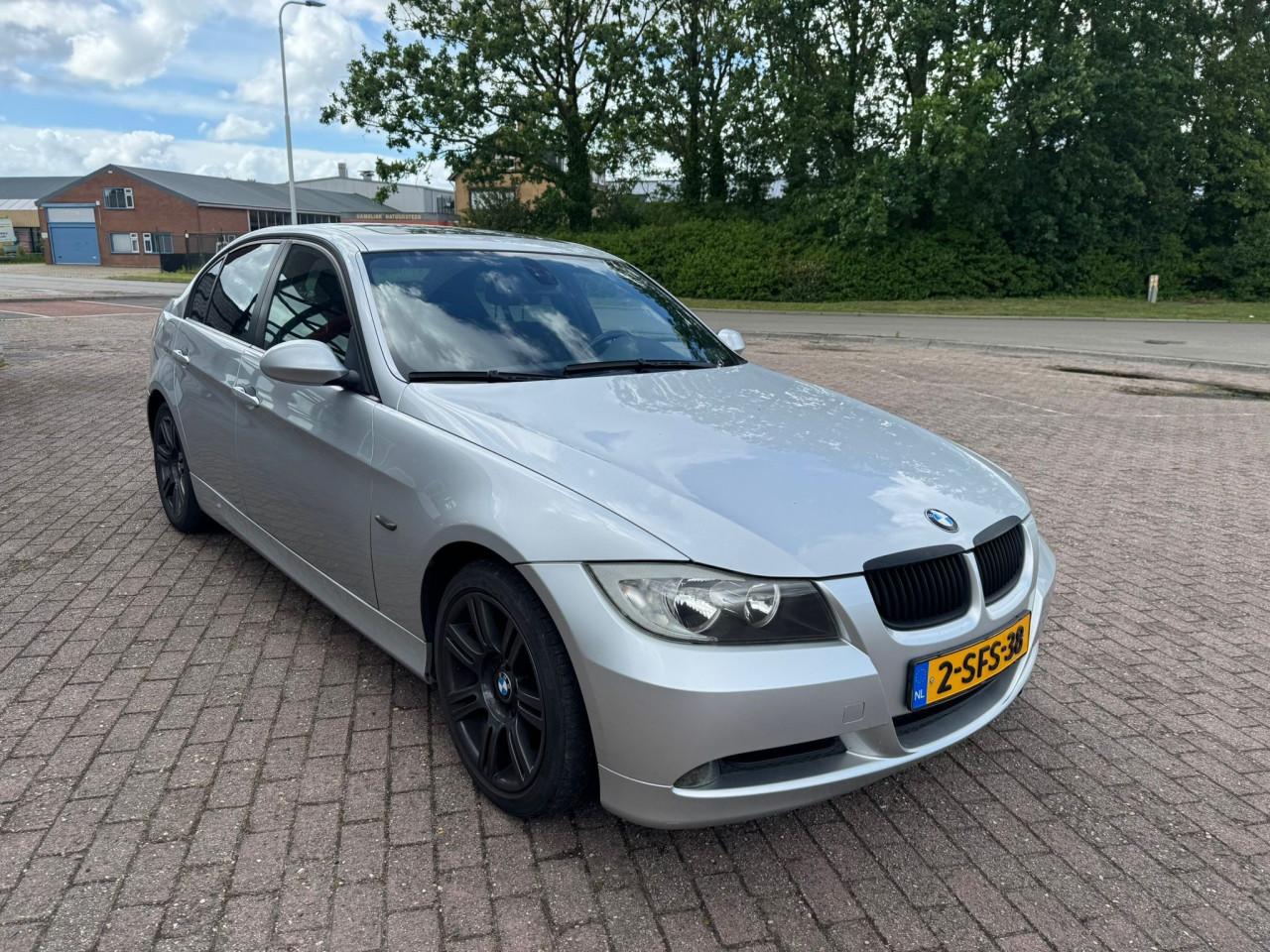 Bmw 318 bj 2008  2750 euro