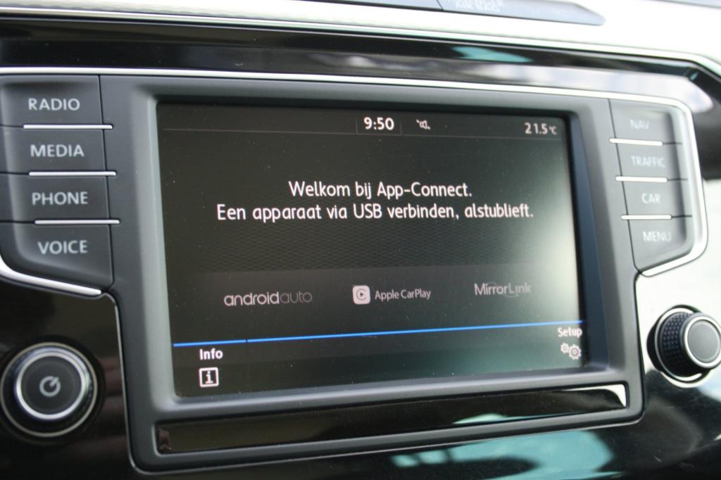Volkswagen Passat variant 1.4 tsi gte connected series plus