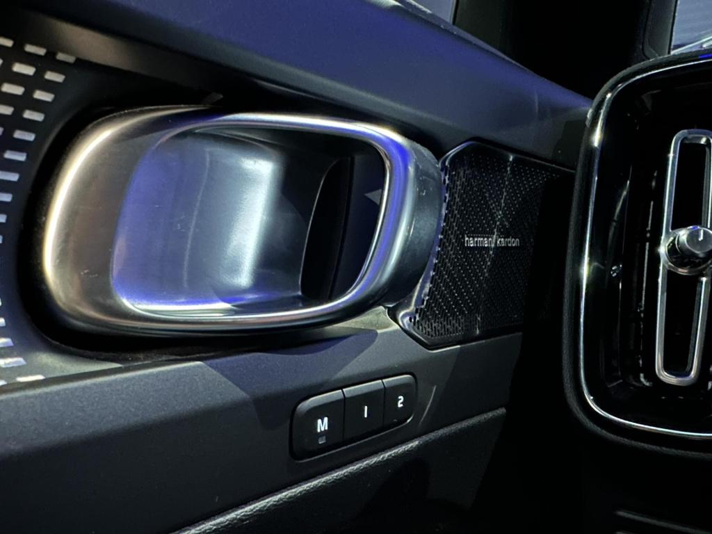 Volvo XC40 recharge pro *pano*harmankardon*360camera*