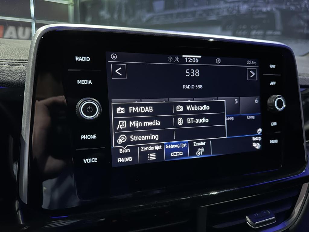 Volkswagen T-roc 1.5 tsi r-line edition *keyless*winterpakket*camera*