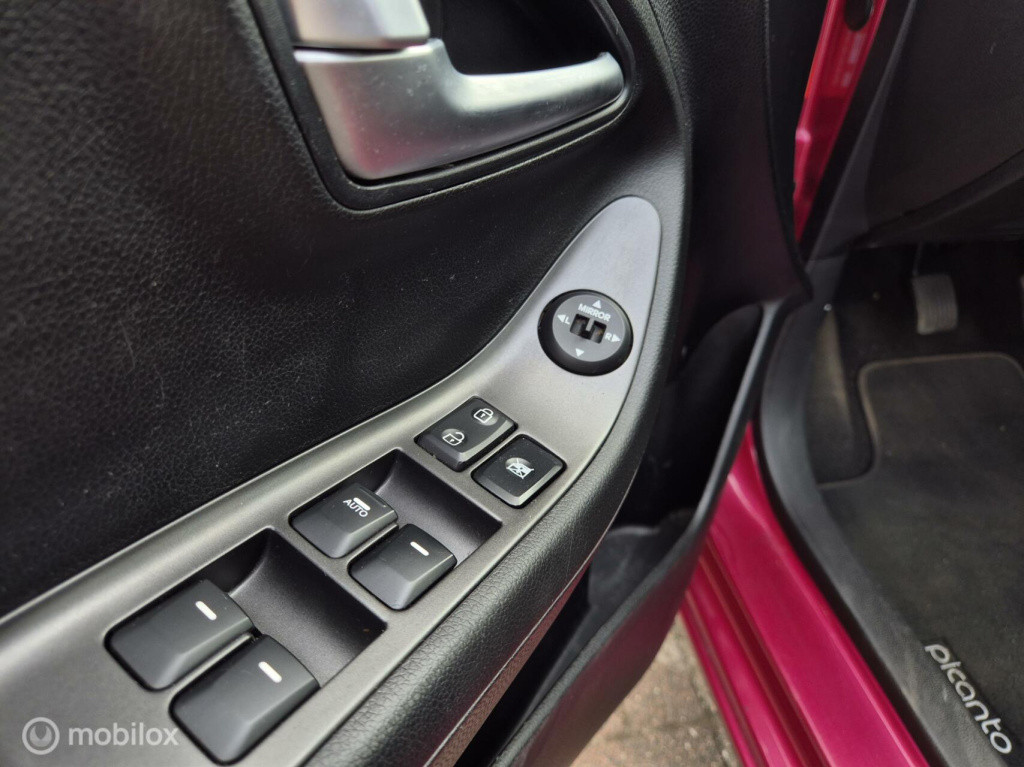Kia Picanto 1.0 cvvt 5- deurs / airco / parkeersensoren
