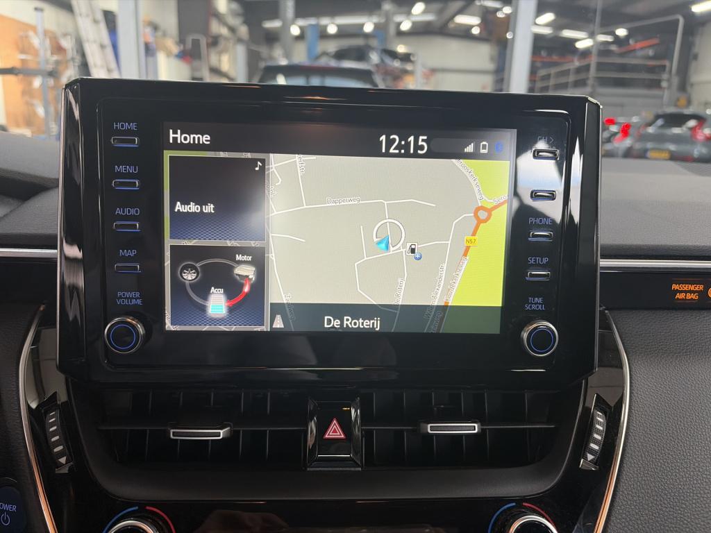 Toyota Corolla 1.8 hybrid first edition