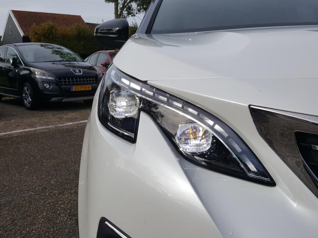Peugeot 3008 1.2 puretech 130pk s&s gt-line trekhaak afneembaar | apple car