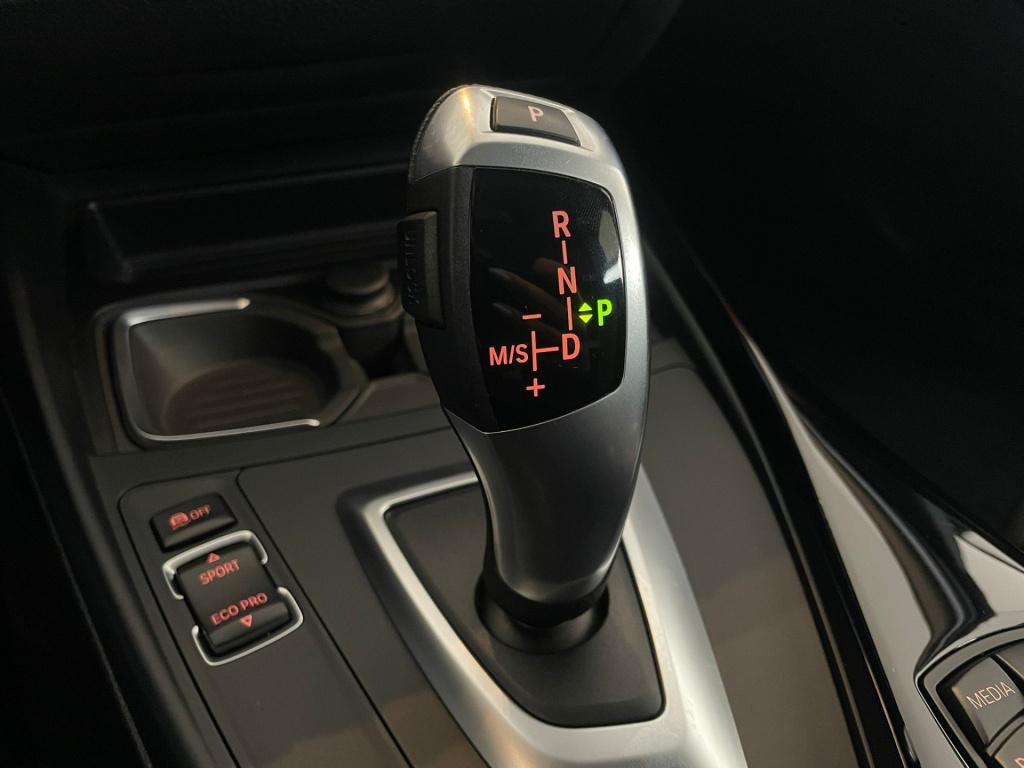 BMW 1 Serie 125i edition m sport shadow high executive