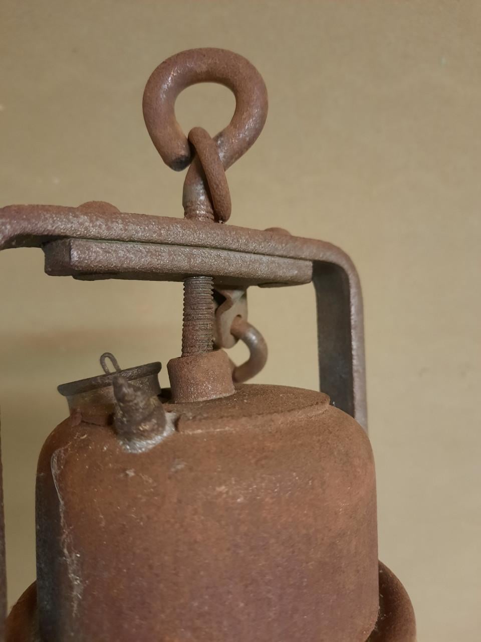 Antieke mijnlamp carbid lamp