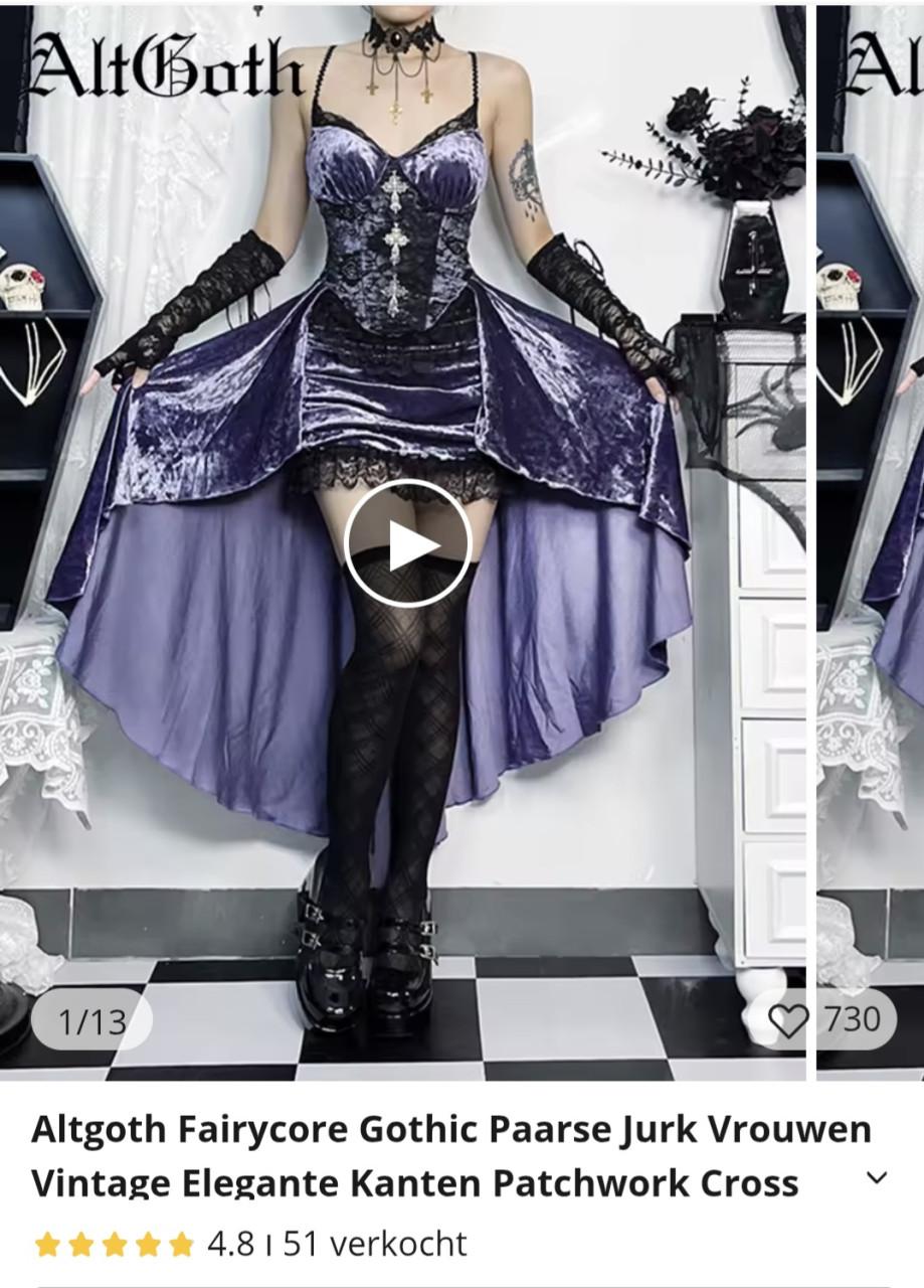 Gothic paarse jurk, maat M.