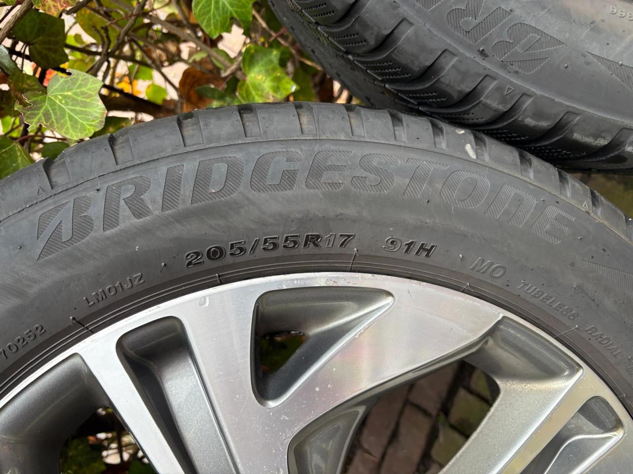 Winterbanden 205/55/R17