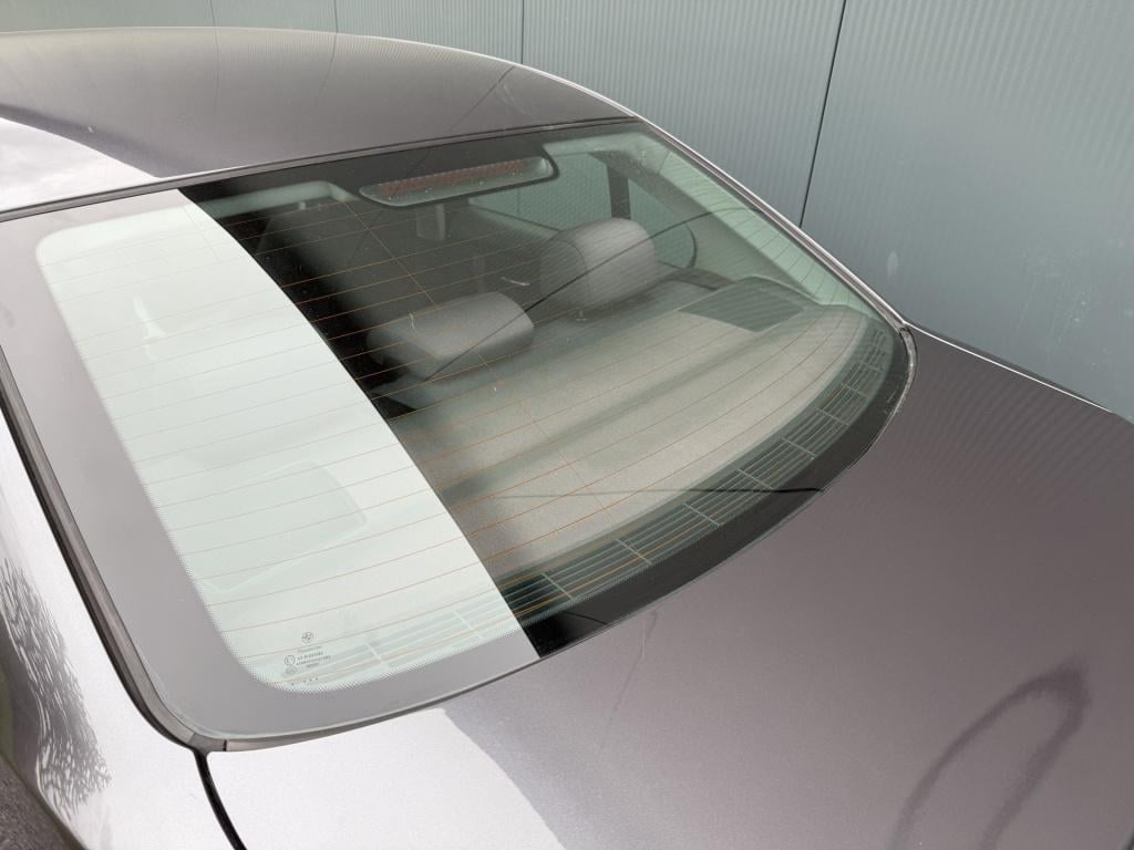 BMW 3-serie 320i 150pk executive sedan